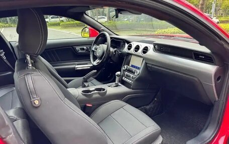 Ford Mustang VI рестайлинг, 2020 год, 1 990 009 рублей, 11 фотография