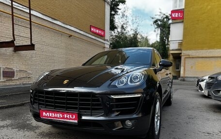 Porsche Macan I рестайлинг, 2015 год, 2 460 000 рублей, 1 фотография