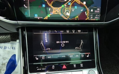 Audi A8, 2021 год, 5 660 000 рублей, 11 фотография
