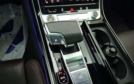 Audi A8, 2021 год, 5 660 000 рублей, 9 фотография