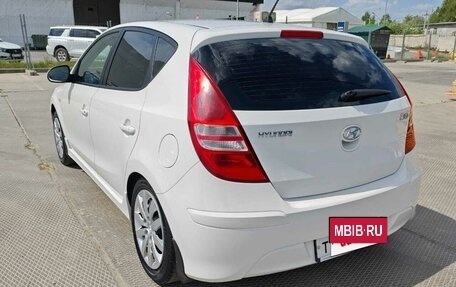 Hyundai i30 I, 2011 год, 635 000 рублей, 3 фотография