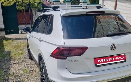 Volkswagen Tiguan II, 2017 год, 2 650 000 рублей, 3 фотография