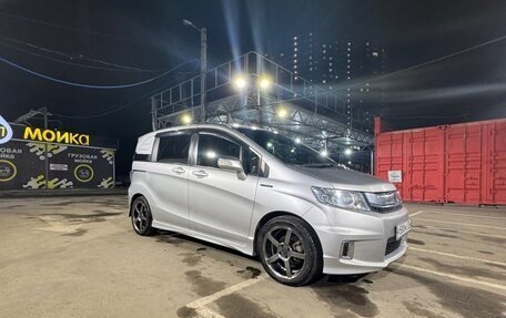 Honda Freed I, 2014 год, 1 270 000 рублей, 6 фотография