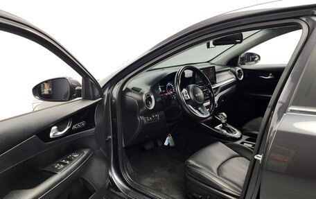 KIA K3, 2021 год, 1 698 000 рублей, 19 фотография