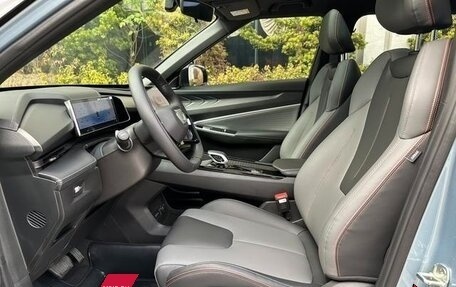 Geely Atlas, 2023 год, 2 100 548 рублей, 23 фотография