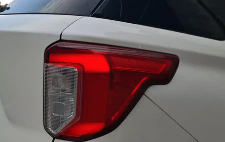 Ford Explorer VI, 2020 год, 2 600 000 рублей, 5 фотография