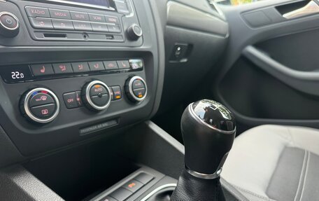 Volkswagen Jetta VI, 2014 год, 1 720 000 рублей, 23 фотография