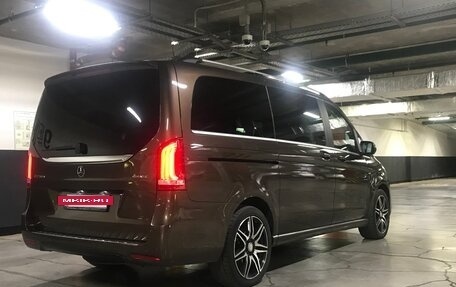 Mercedes-Benz V-Класс, 2017 год, 4 500 000 рублей, 8 фотография