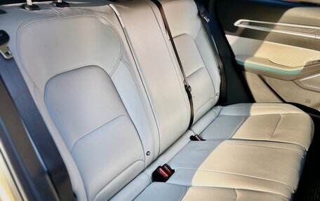 Geely Emgrand, 2023 год, 1 500 000 рублей, 18 фотография