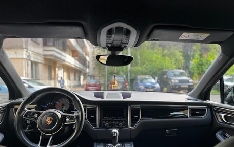 Porsche Macan I рестайлинг, 2015 год, 2 460 000 рублей, 9 фотография
