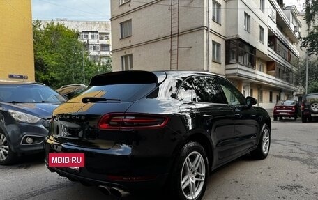 Porsche Macan I рестайлинг, 2015 год, 2 460 000 рублей, 5 фотография