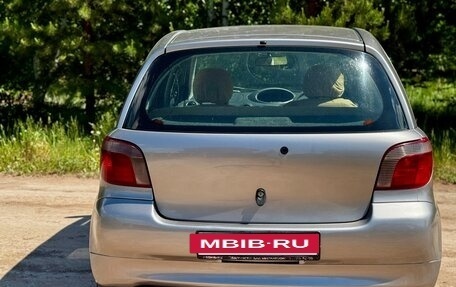 Toyota Vitz, 2001 год, 375 000 рублей, 12 фотография