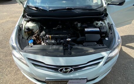 Hyundai Solaris II рестайлинг, 2015 год, 835 000 рублей, 16 фотография