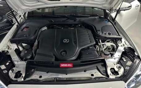 Mercedes-Benz E-Класс, 2021 год, 3 830 000 рублей, 4 фотография