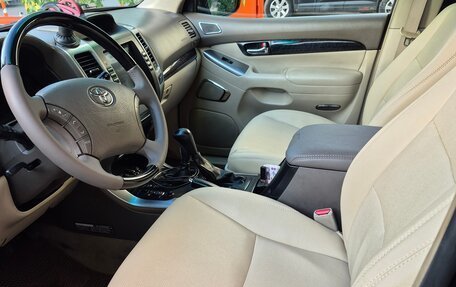 Toyota Land Cruiser Prado 120 рестайлинг, 2008 год, 2 300 000 рублей, 9 фотография