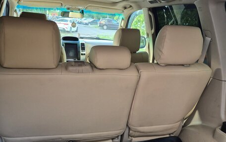 Toyota Land Cruiser Prado 120 рестайлинг, 2008 год, 2 300 000 рублей, 12 фотография