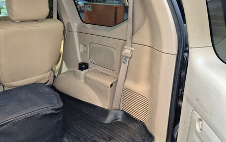 Toyota Land Cruiser Prado 120 рестайлинг, 2008 год, 2 300 000 рублей, 18 фотография