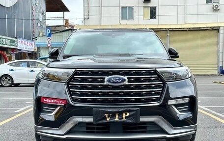 Ford Explorer VI, 2020 год, 2 600 000 рублей, 2 фотография