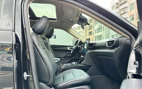 Ford Explorer VI, 2020 год, 2 600 000 рублей, 8 фотография