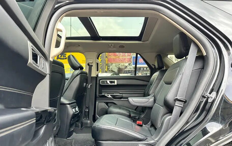 Ford Explorer VI, 2020 год, 2 600 000 рублей, 13 фотография
