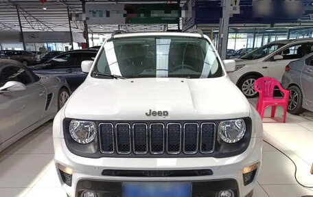 Jeep Renegade I рестайлинг, 2020 год, 1 200 000 рублей, 2 фотография