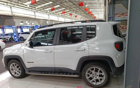 Jeep Renegade I рестайлинг, 2020 год, 1 200 000 рублей, 4 фотография
