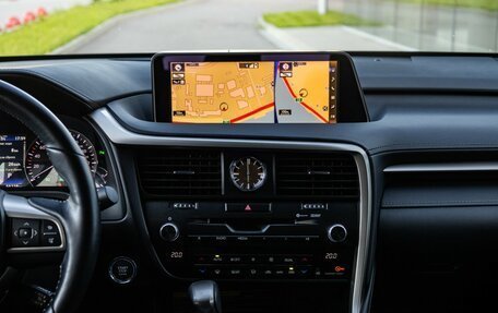 Lexus RX IV рестайлинг, 2019 год, 4 799 000 рублей, 20 фотография