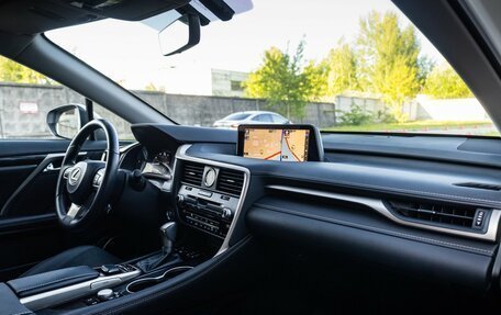 Lexus RX IV рестайлинг, 2019 год, 4 799 000 рублей, 12 фотография