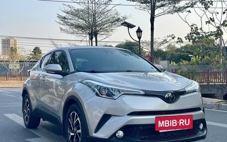 Toyota C-HR I рестайлинг, 2021 год, 1 950 548 рублей, 3 фотография