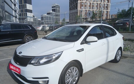 KIA Rio III рестайлинг, 2016 год, 850 000 рублей, 3 фотография
