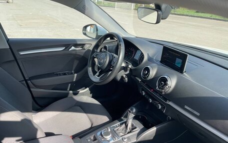 Audi A3, 2017 год, 2 350 000 рублей, 8 фотография