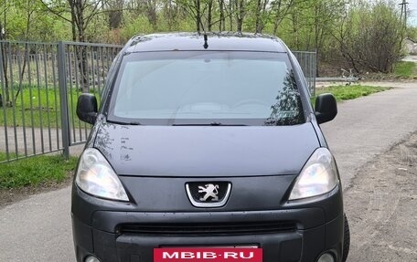 Peugeot Partner II рестайлинг 2, 2011 год, 360 000 рублей, 2 фотография