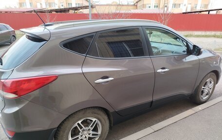 Hyundai ix35 I рестайлинг, 2011 год, 1 300 000 рублей, 2 фотография