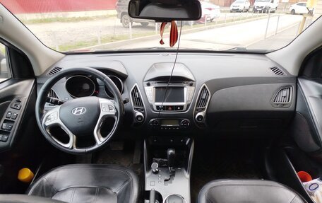 Hyundai ix35 I рестайлинг, 2011 год, 1 300 000 рублей, 4 фотография
