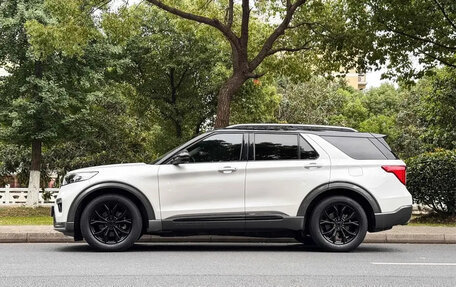 Ford Explorer VI, 2020 год, 2 600 000 рублей, 4 фотография