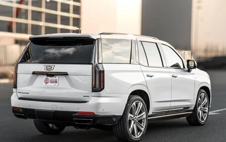 Cadillac Escalade V, 2024 год, 24 000 000 рублей, 6 фотография