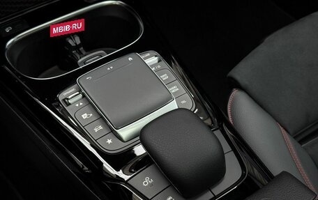 Mercedes-Benz CLA AMG, 2019 год, 4 990 000 рублей, 19 фотография