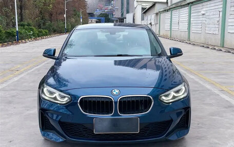 BMW 1 серия, 2021 год, 1 500 000 рублей, 2 фотография