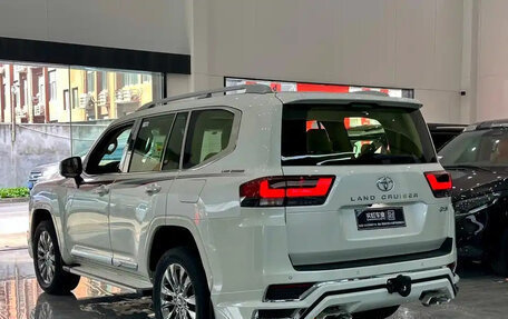 Toyota Land Cruiser, 2024 год, 14 500 000 рублей, 5 фотография