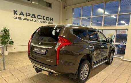 Mitsubishi Pajero Sport III рестайлинг, 2017 год, 2 888 000 рублей, 2 фотография
