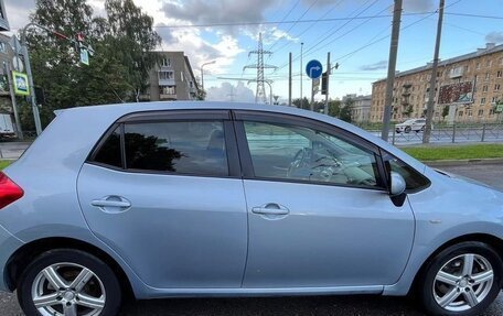 Toyota Auris II, 2007 год, 650 000 рублей, 2 фотография
