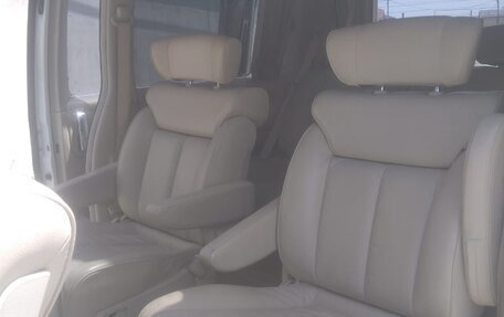 Nissan Elgrand III, 2004 год, 800 000 рублей, 3 фотография