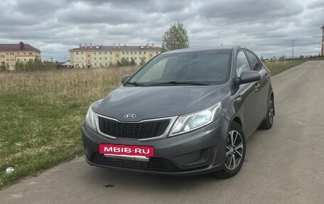 KIA Rio III рестайлинг, 2012 год, 670 000 рублей, 3 фотография