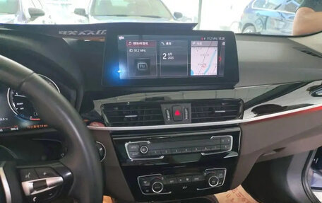 BMW X1, 2020 год, 1 800 000 рублей, 10 фотография