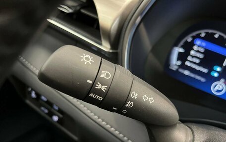 Toyota Highlander, 2025 год, 5 999 000 рублей, 26 фотография
