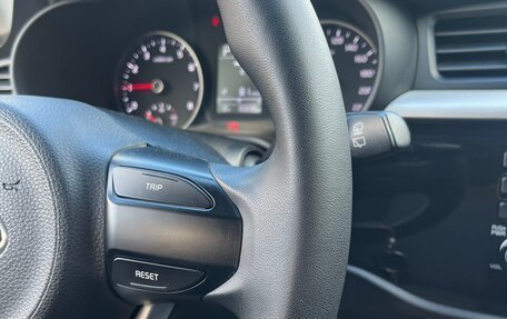 KIA Rio IV, 2019 год, 1 630 000 рублей, 18 фотография