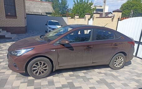 Hyundai Solaris II рестайлинг, 2021 год, 1 400 000 рублей, 3 фотография