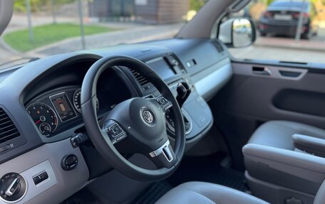 Volkswagen Multivan T5, 2011 год, 2 250 000 рублей, 19 фотография