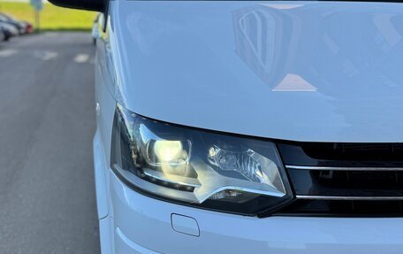 Volkswagen Multivan T5, 2011 год, 2 250 000 рублей, 12 фотография