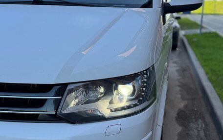 Volkswagen Multivan T5, 2011 год, 2 250 000 рублей, 13 фотография